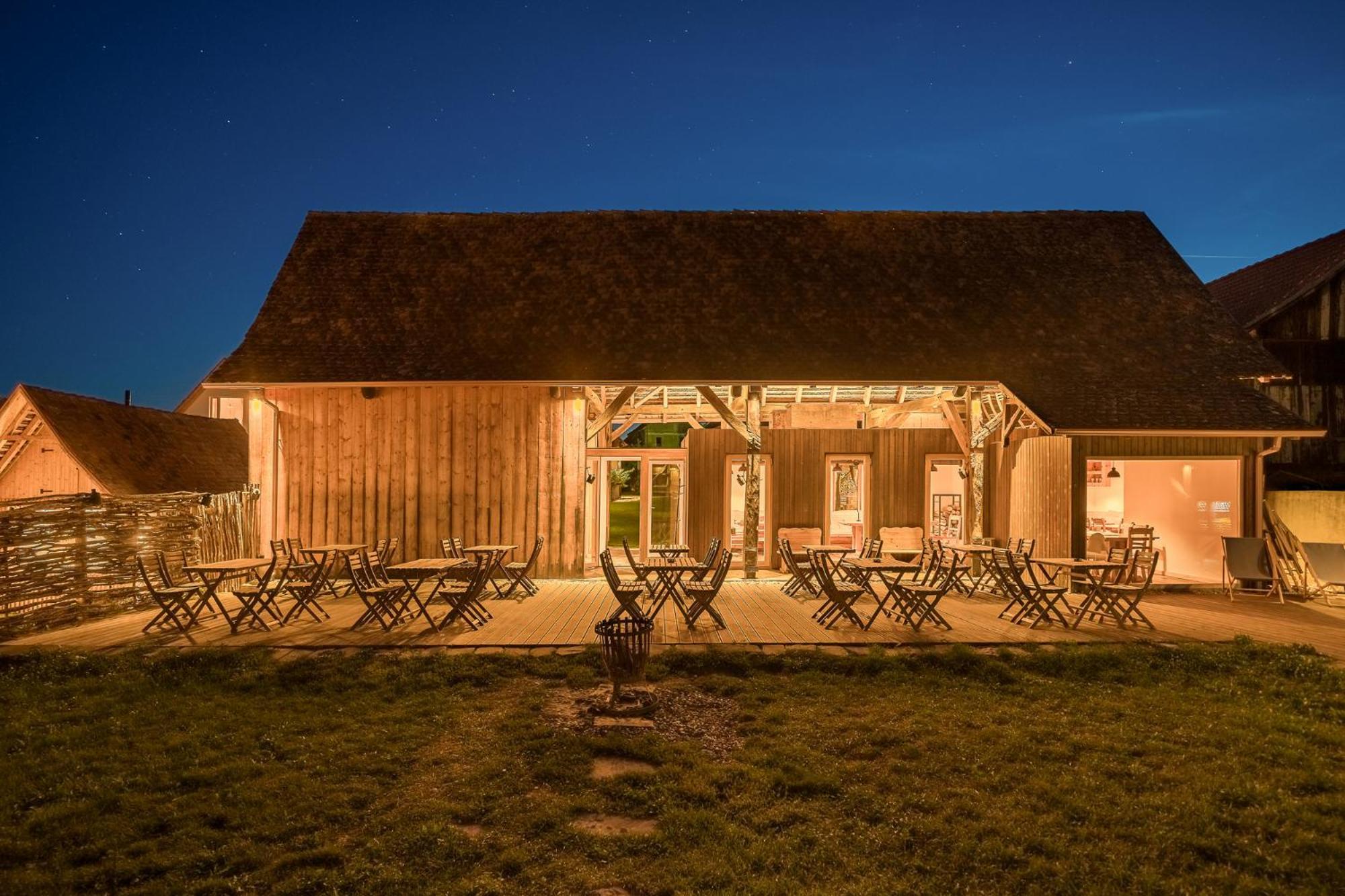 Mesendorf Gasthaus Ngoại thất bức ảnh